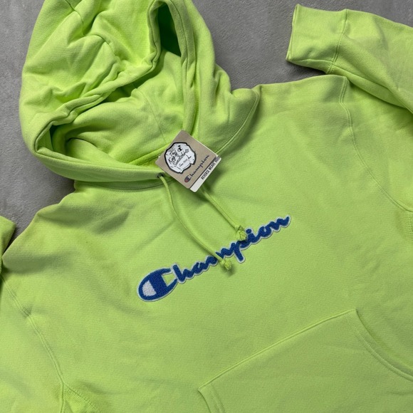 Champion Hoodie Women's XL Green Reverse Weave Crop Sweatshirt Pullover Spellout - Picture 1 of 13